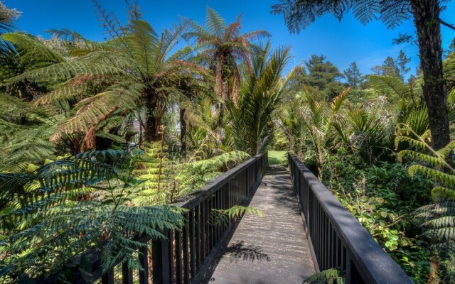Driving Creek Villas