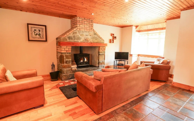 4 Killimer Road