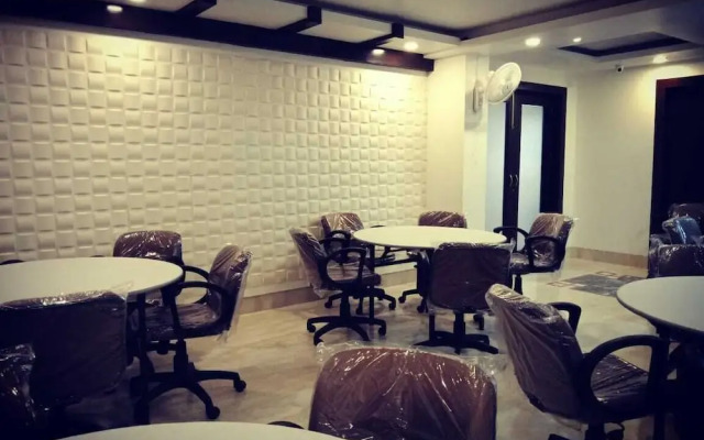 Star Inn Residency