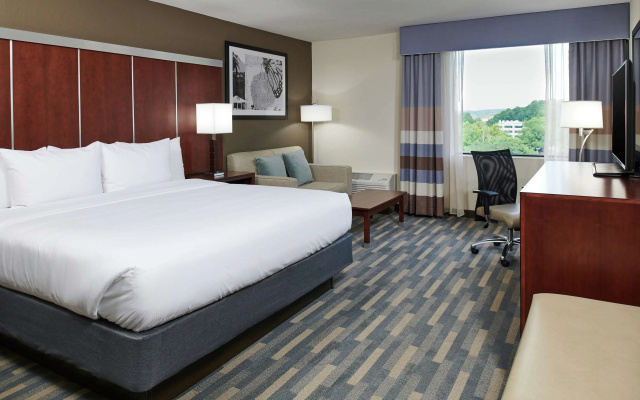 DoubleTree by Hilton Raleigh Crabtree Valley