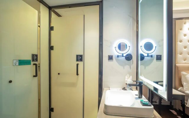 Xana Hotelle(Shenzhen futian shangmeilin subway station)