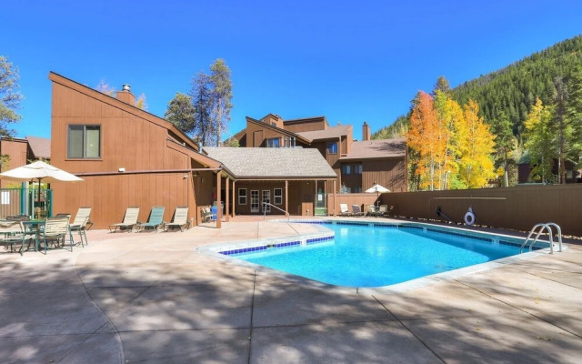1095 Wild Irishman 2 Bedroom Condo by Redawning