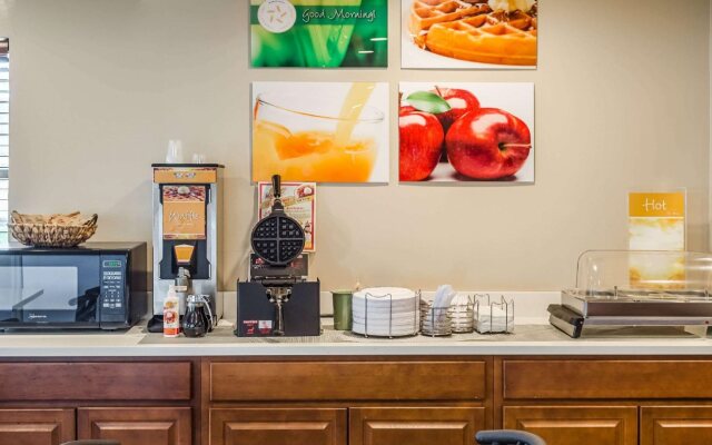 Quality Inn Charleston - West Ashley