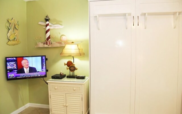 Sugar Beach 235 by RedAwning