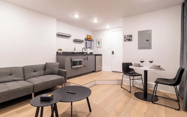 Thena Hotel - Spacious 1 BDRM