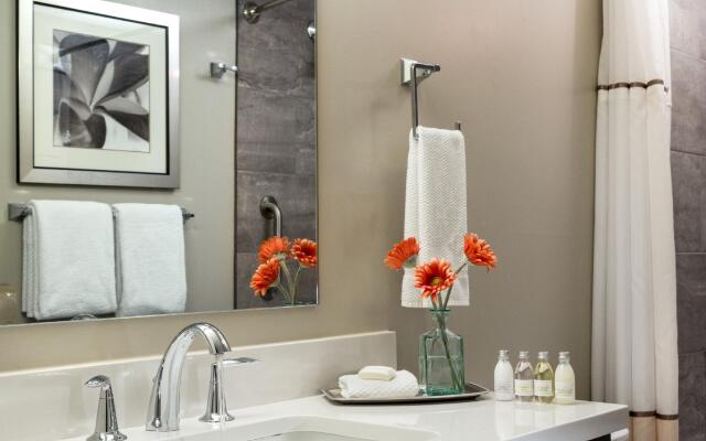 Meadowbrook Inn