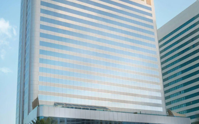 Corniche Hotel Abu Dhabi