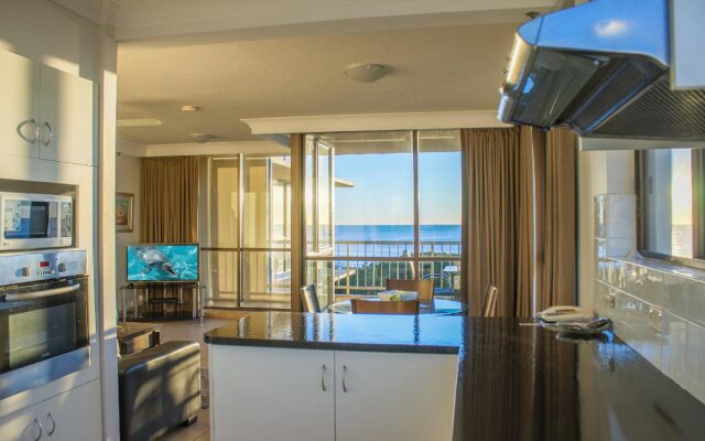 Capricorn One Beachside Holiday Apartment-Official