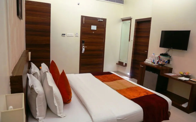 Sapna Clarks Inn