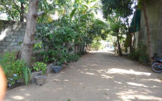 Dambulu City Lodge