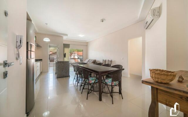 Apartamento com 03 dormitórios