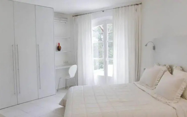 Design and Luxe Mougin Summer Villa