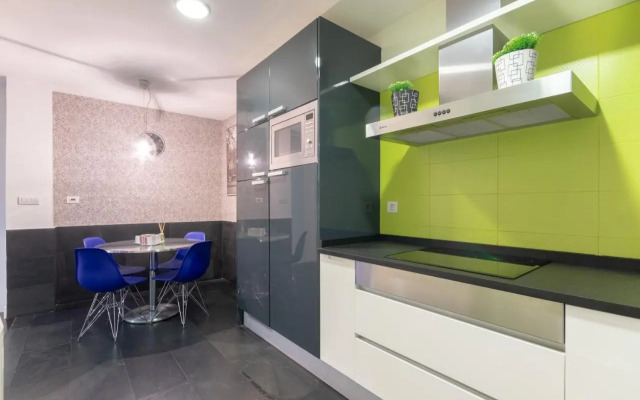 OLD TOWN II apartment by Aston Rentals