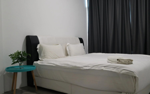 Zen66 @ Roxy Serviced Apartment