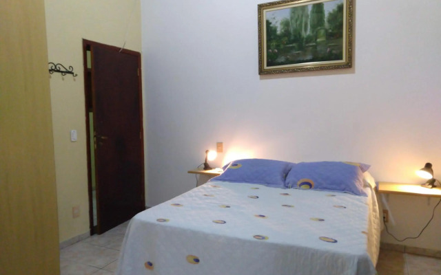 Casa 5 suítes com piscina e churrasqueira