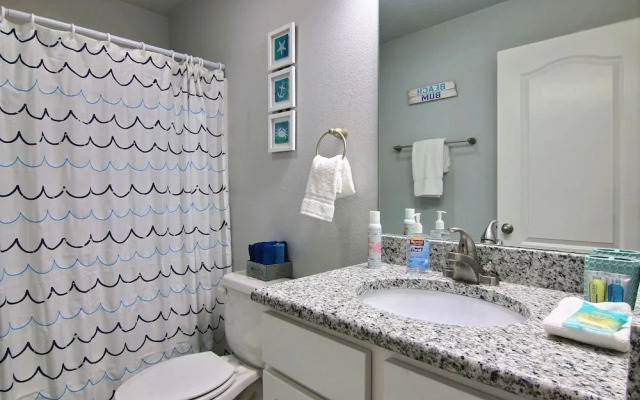 Blue Pineapple House