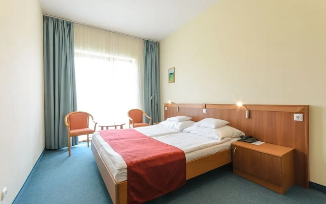 Hunguest Hotel Aqua Sol