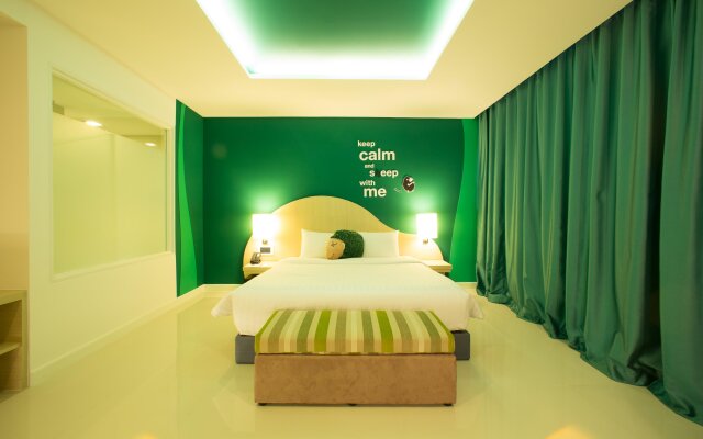 Sleep With Me Hotel design hotel @ patong
