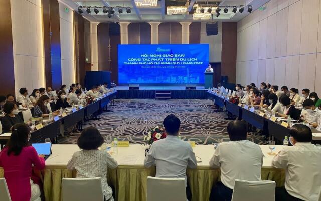 Lyshing Apartment in Vinhomes Luxury Landmark