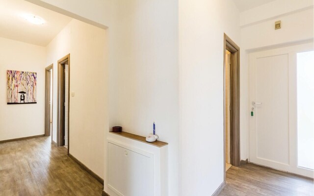 Nice Home in Medulin With Wifi and 3 Bedrooms