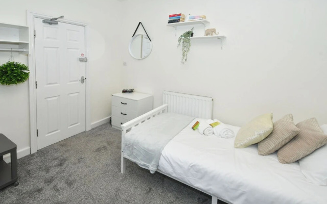 Townhouse @ Hall O Shaw Street Crewe