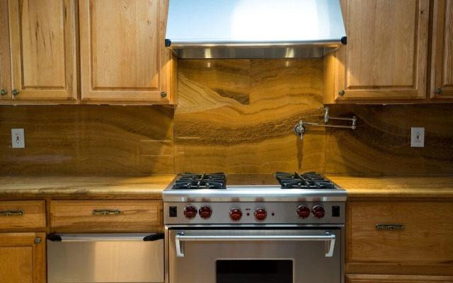 NextDoor at Dos Cabezas