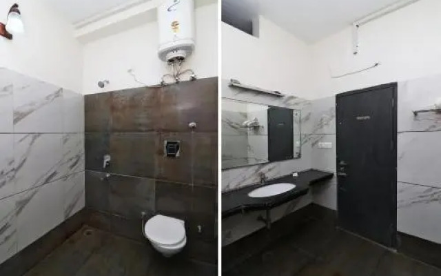 Hotel Parichay by OYO Rooms