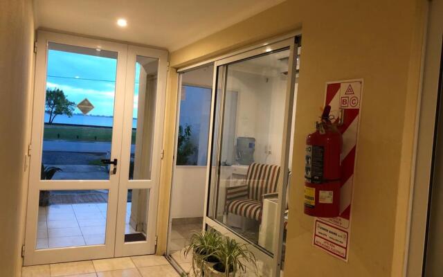 Apart Hotel La Giraldilla