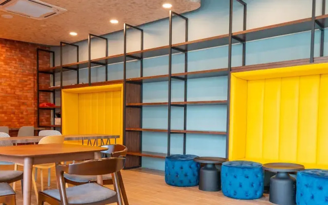 Neu Suites