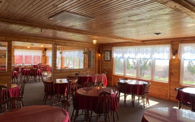 Hopewell Rocks Motel & Country Inn