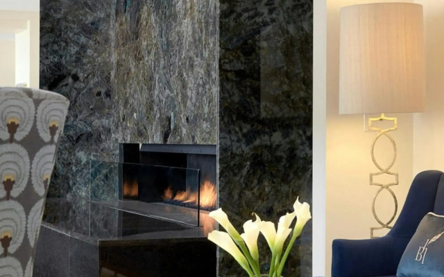 Hotel Blackhawk, Autograph Collection