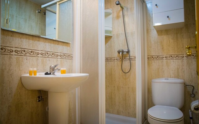 Holidays2Fuengirola Los Boliches pool