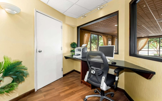 Quality Inn & Suites Florence Civic Center