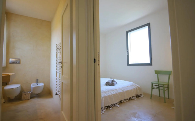 TD Trulli Terralta Panoramic Pool Over Countryside