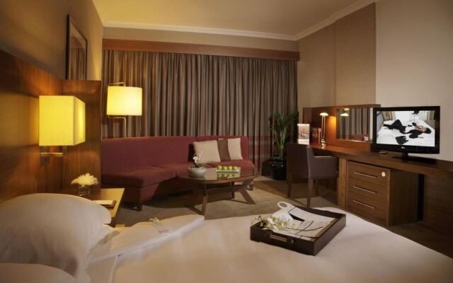 Jumeira Rotana Hotel