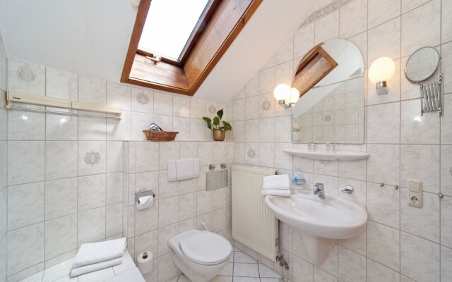 5 Star Apartment Almberg with balcony
