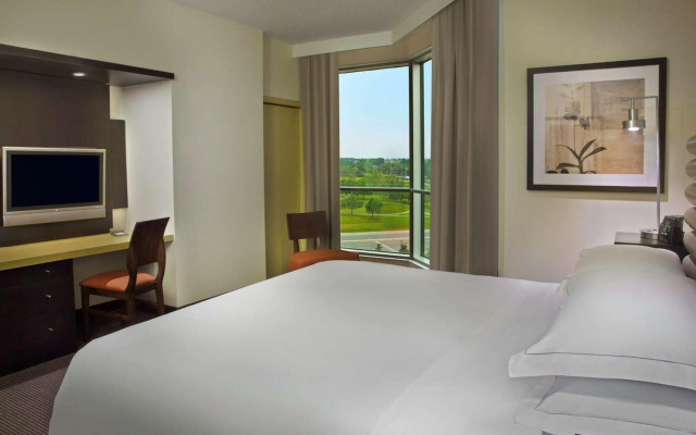 Hilton Toronto/Markham Suites Conference Centre & Spa