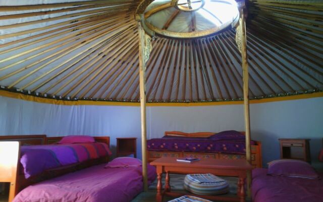 Aux Yourtes de La Fabrique