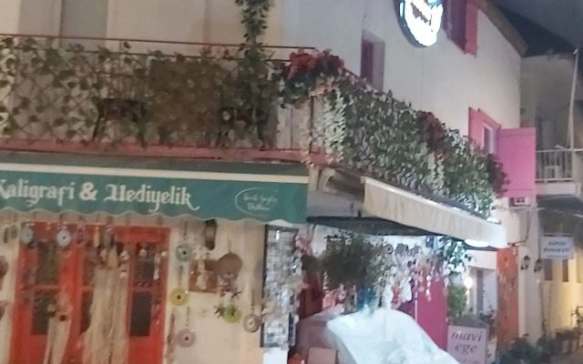 Mavi Ege Butik Otel