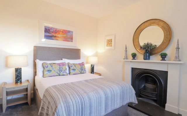 Cormack Lodge - Brodie Castle