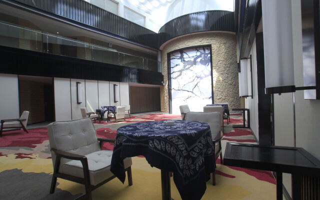 Er Hai Bay Holiday Hotel