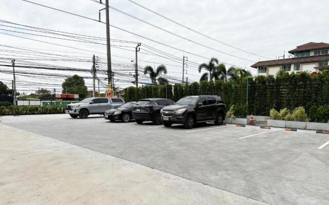 Golden Nest Hotel - Suvarnabhumi