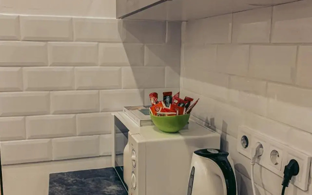 Heroes Square Apartment