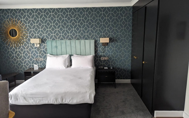 The Cumberland Hotel - OCEANA COLLECTION