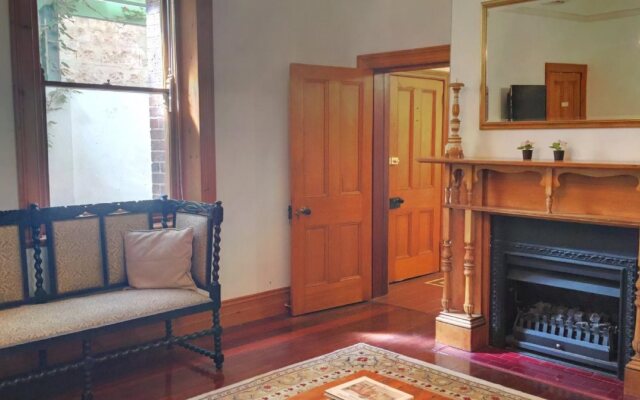 Fremantle Heritage Townhouse