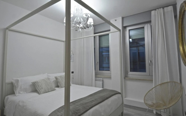 Vatican Luxury 2BD 2BA - Vatican Luxury Rizzo