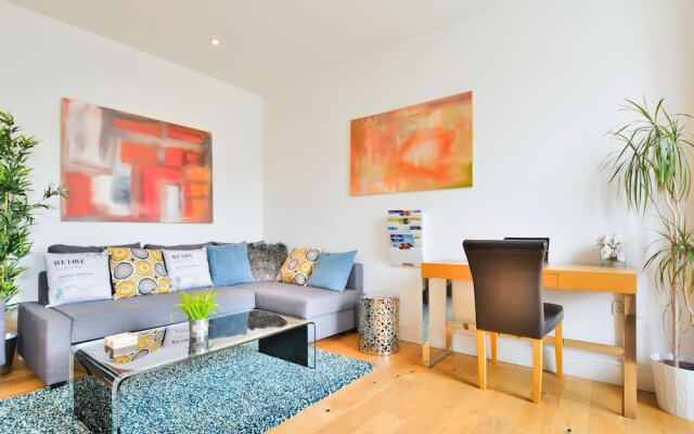Cathedral Mews Townhouse