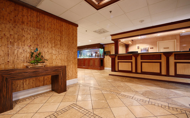 Best Western Plus Oceanside Inn
