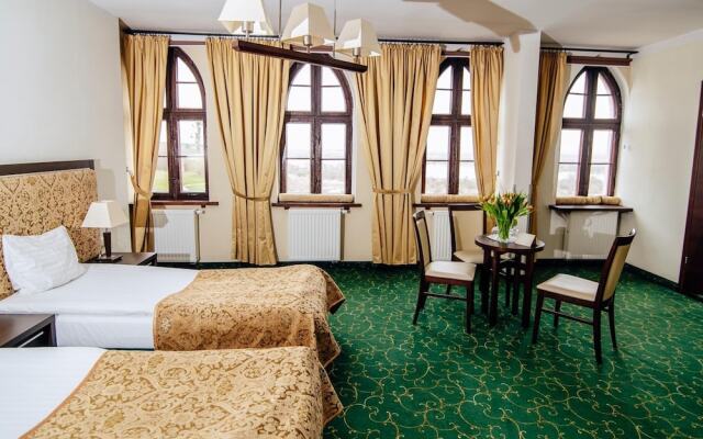 Zamek Gniew - Hotel Rycerski