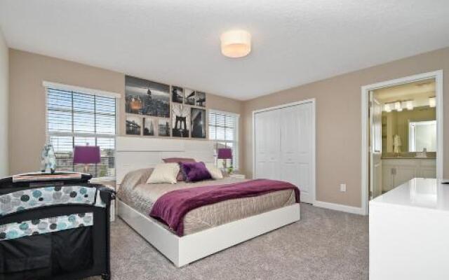 Four Bedrooms Townhome 4861